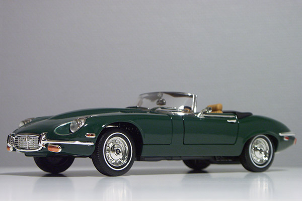 Jaguar, modellbil