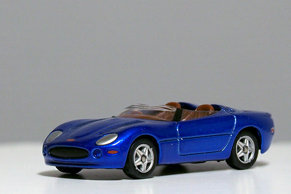 Jaguar XK180, Welly nr 2059, modellbil.